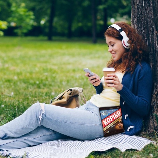 Enjoy the Afternoon with Relaxing Activities