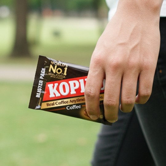 Refresh Your Body and Mind Through an Afternoon Walk 